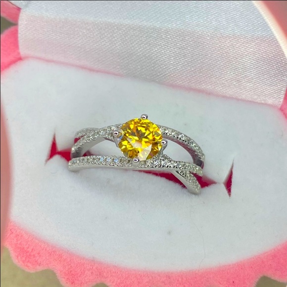 Certified, 1ct Yellow Moissanite Diamond Twisted ring main image 0